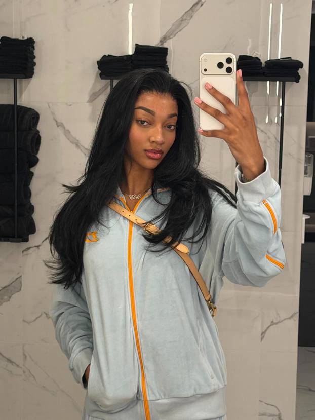 FOTO Dominira u sportu, bori se za prava žena i nosi revije. Ona je definicija košarkaškog anđela