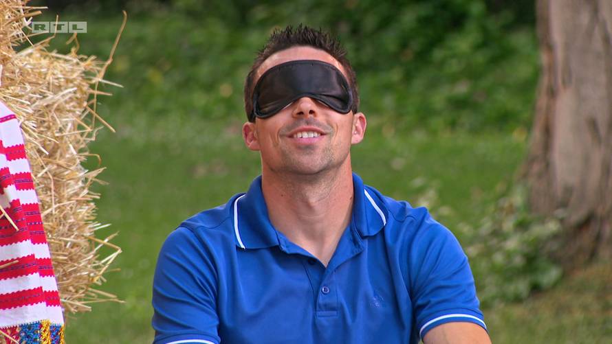 Poljupci padaju, ljubomora raste! Dejan bacio oko na tuđu djevojku, a Josip izgubio glavu