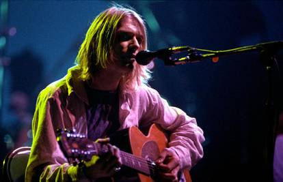Gitara Kurta Cobaina prodana na aukciji za 1,5 milijuna dolara