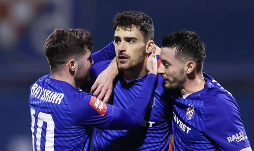 Dinamo: 'Kulenović nije kukao unatoč ozljedi s kojom je igrao pola sezone. Stojim uz tebe!'