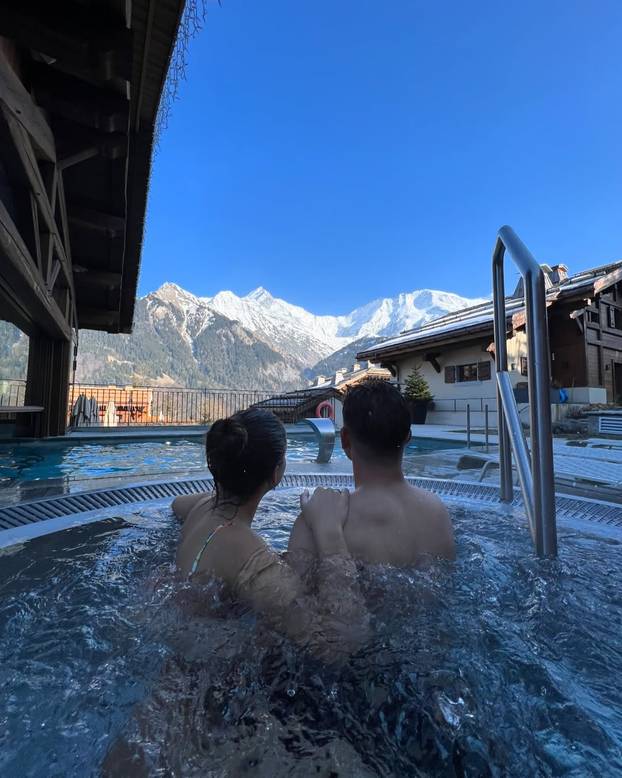 FOTO O potezu njenog momka bruji cijeli svijet. Ona je bivša hokejašica, ali i profesorica...