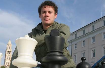 Hrvatski šahist Ivan Šarić (27) osvojio naslov prvaka Europe!