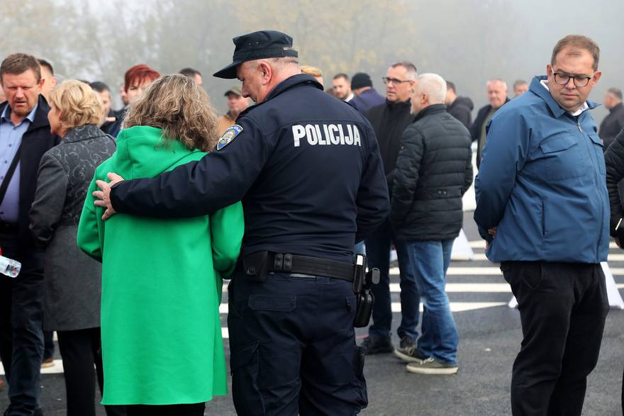 Žena napala župana Celjaka i HDZ-ovce na otvorenju autoceste, policija je udaljila sa svečanosti