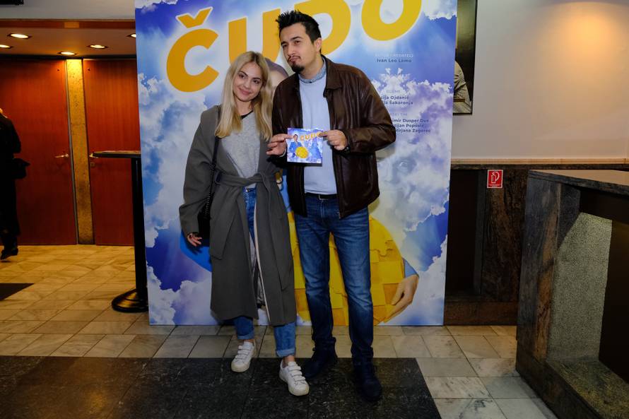 Zagreb: Poznati na premijeri predstave "Čudo"