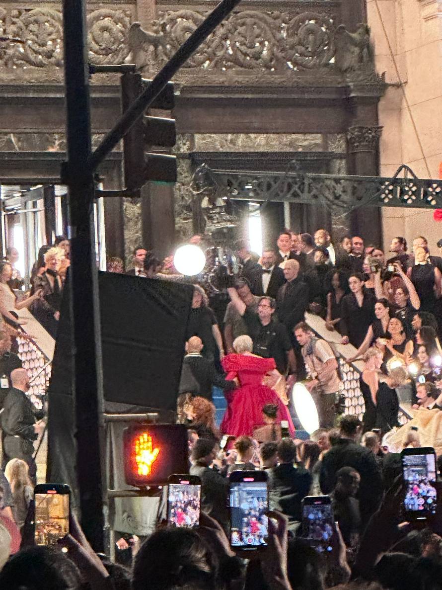 EKSKLUZIVNO Snimili smo Meryl Streep i Stanleya Tuccija na setu filmskog hita Vrag nosi Pradu 2!