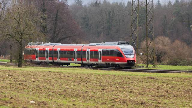 Expansion and electrification of the High Rhine Railway