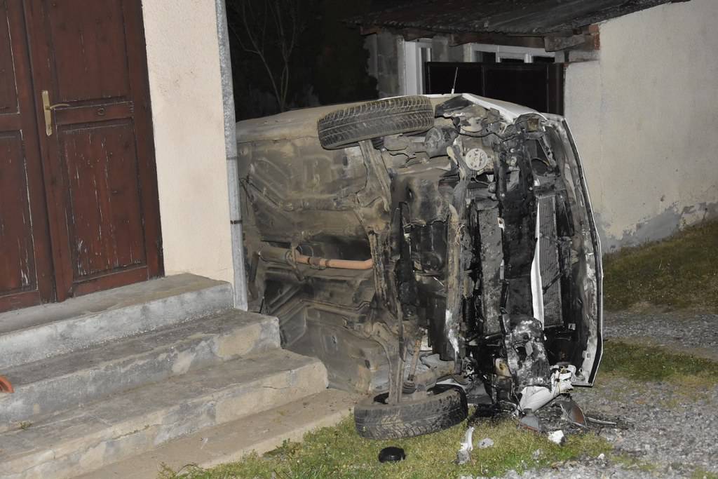 Golfom se zabio u kuću: Istu je prije 2 godine srušio kamion