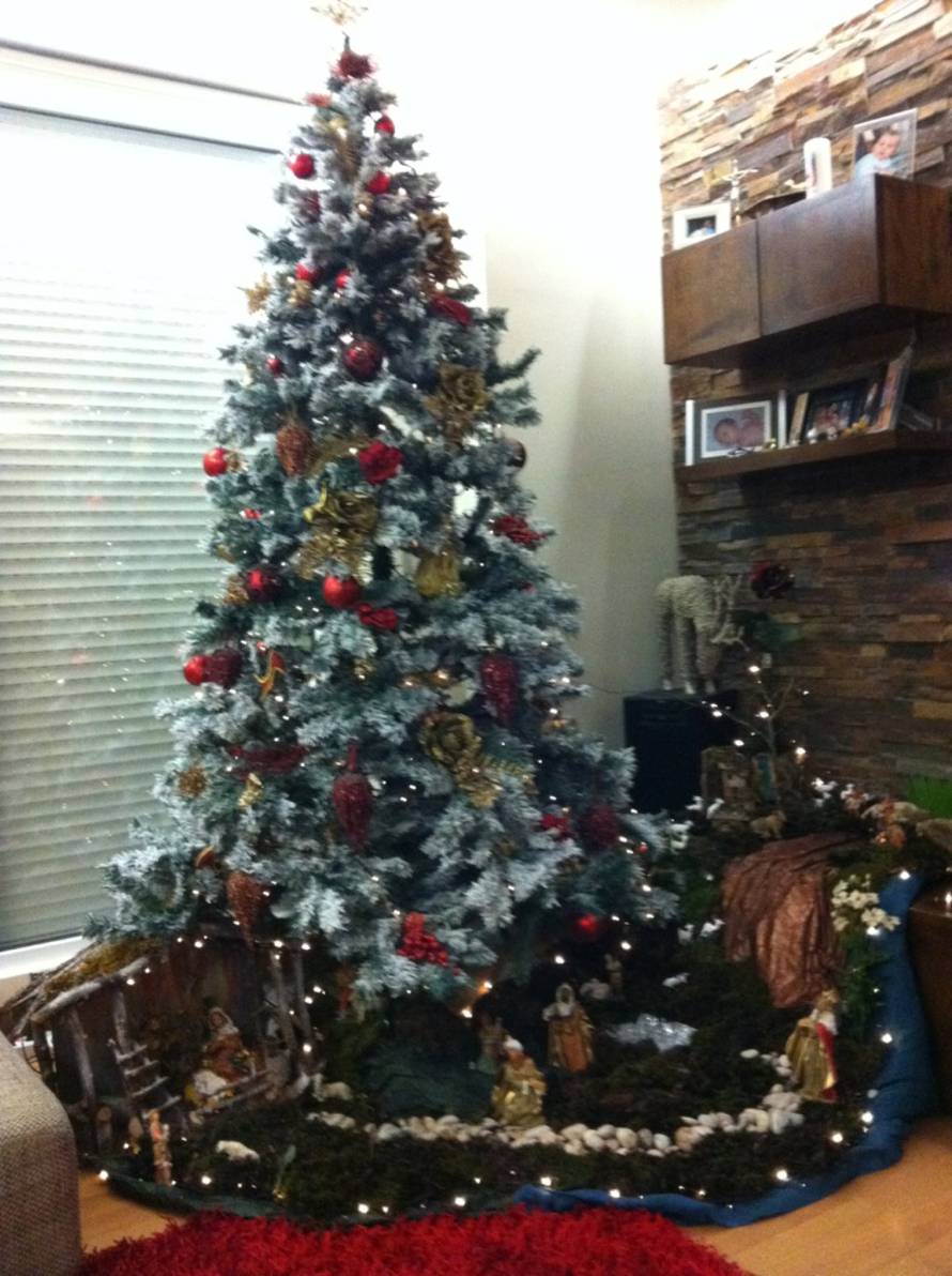 Šaljite fotografije božićnih jelki i osvojite vrijednu nagradu...