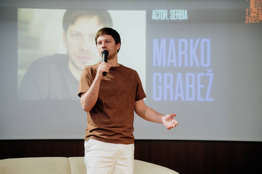 FOTO U ljetnom kinu tražila se ležaljka više: Evo kako je bilo drugog dana Slano Film Daysa