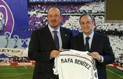 Benitez potpisao na tri godine i pustio suzu na predstavljanju
