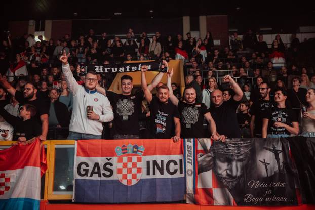 FOTO Pogledajte kako je bilo drugu večer zaredom na koncertu Thompsona u Splitu