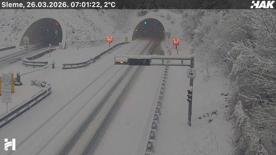 FOTO SNIJEG ZAMEO CESTU Evo kako izgleda A6 Zagreb - Rijeka