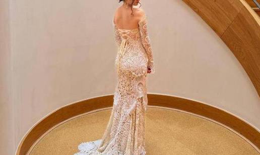 Prvo mjesto za Leu Matanovi&cacute; koja je umjetni&ccaron;kom haljinom o&zcaron;ivjela zagreba&ccaron;ku katedralu