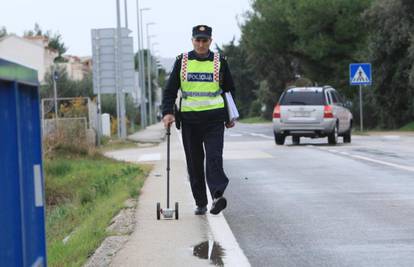 Autom udarila djevojčicu (10) koja je prelazila preko zebre