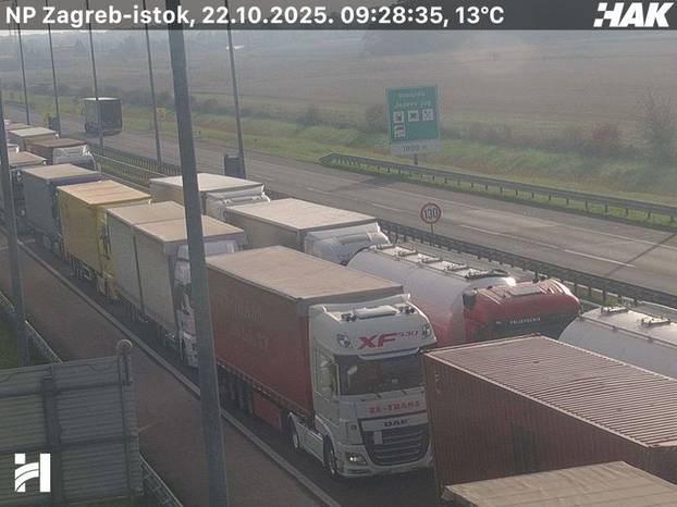 FOTO Neviđeni kaos na A3: Ljudi u šoku izlazili iz automobila!