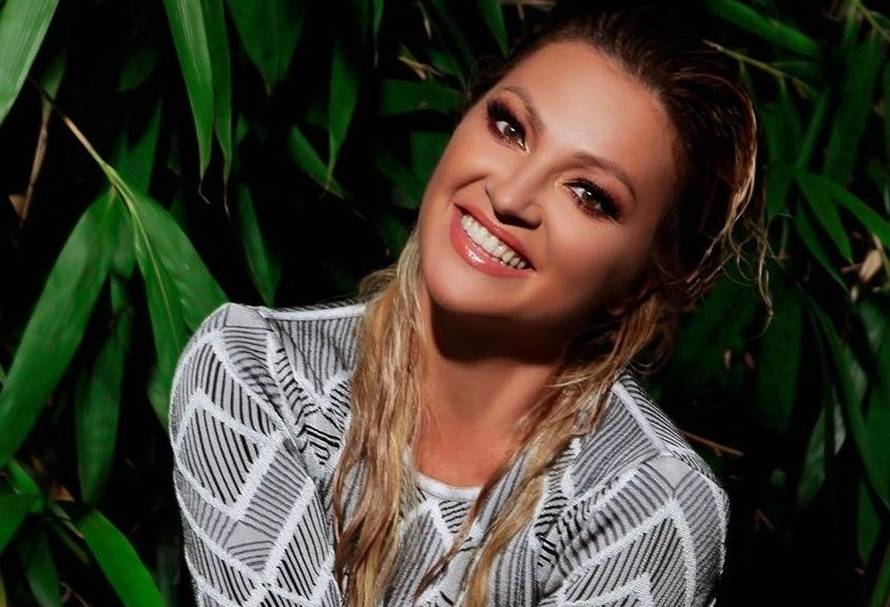 Publika je izabrala: Nina Badrić dobila 'Cesaricu' za hit godine