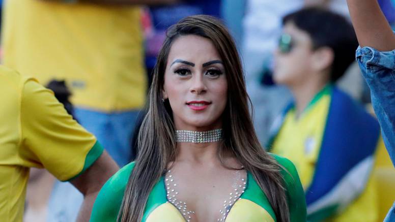 Vruće mi je: Brazilka na finale došla samo s bojom na tijelu...