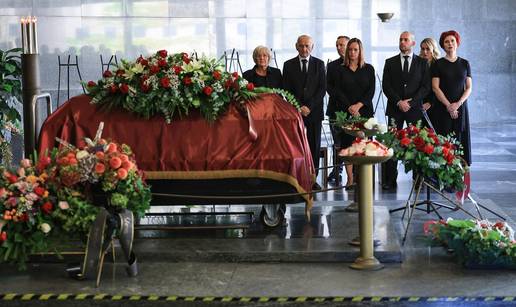 FOTO Mirogoj: Roberta Valdeca ispratili na posljednji počinak