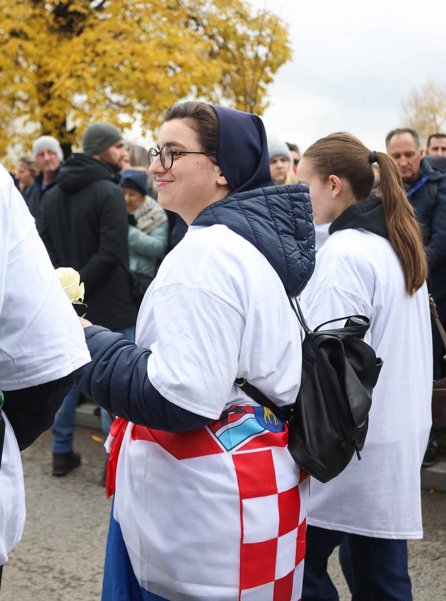 Vukovar: Kolona sjećanja na žrtvu Vukovara