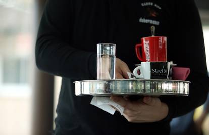 Pola smjene radiš, pola gledaš u zrak. I to za 1300 eura: 'Nije šala, ali Hrvati se ne javljaju'