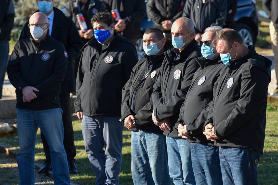 Kolona sjećanja u Škabrnji