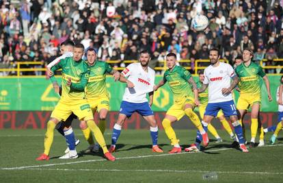 Navijači Hajduka: KVAR nam je spasio bod. Gaće nam se tresu od Istre, Šibenika, Gorice...