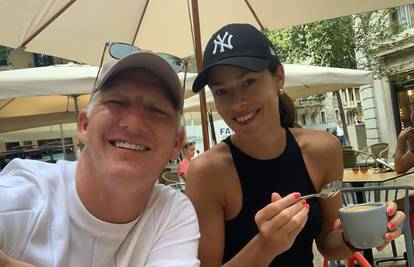 Bastian Schweinsteiger supruzi na srpskom čestitao rođendan