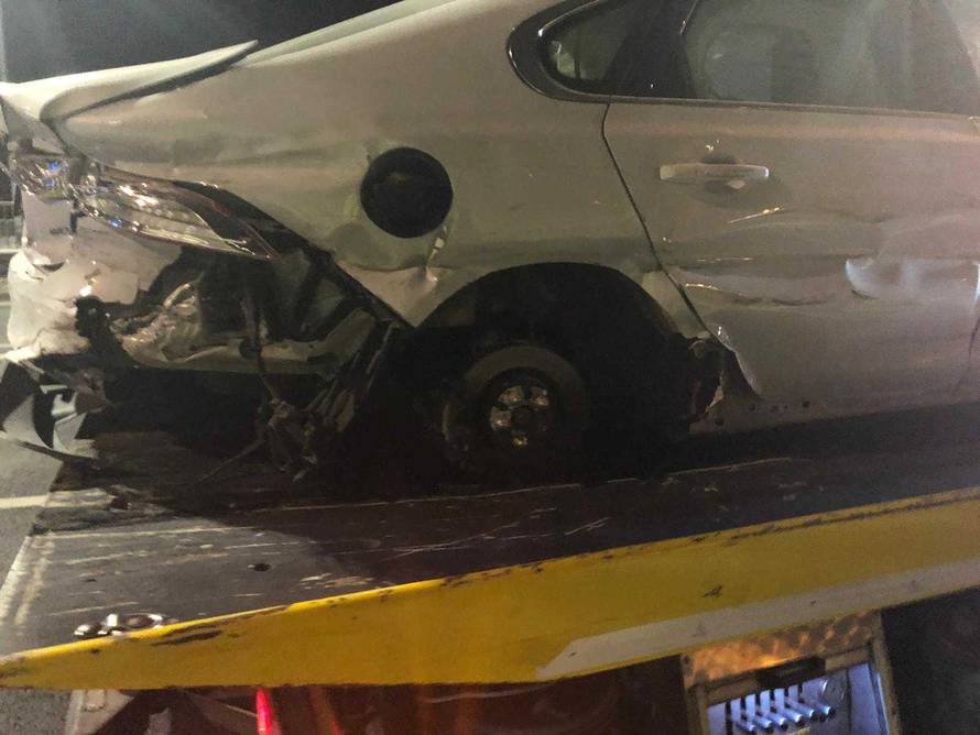 Od jurilice do krame: Jaguarom je uletio u rotor pa se razbio