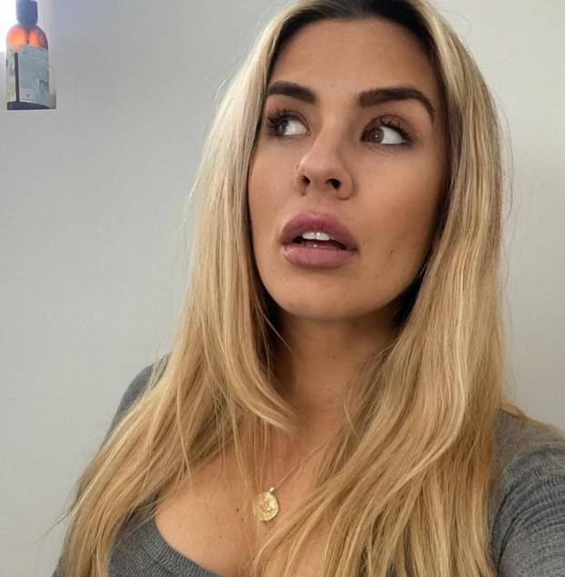 Majka dala otkaz u banci zbog zarade na internetu: 'Prijavili su policiji da ugrožavam djecu'