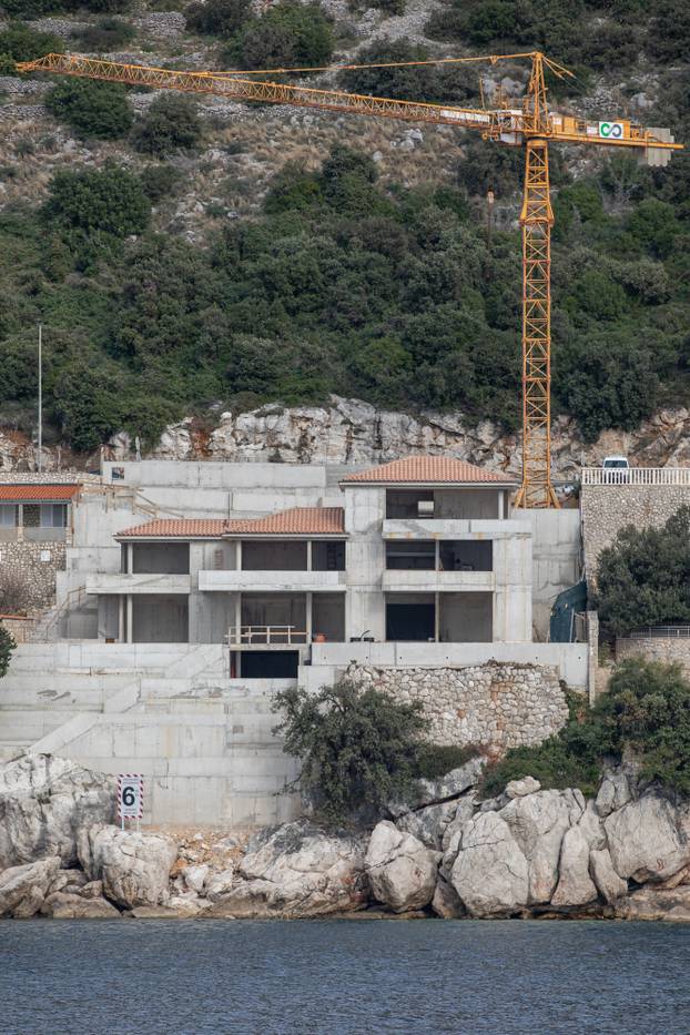 Dubrovnik: Bivši nogometaš Darijo Srna gradi svoju vikendicu u Lozici