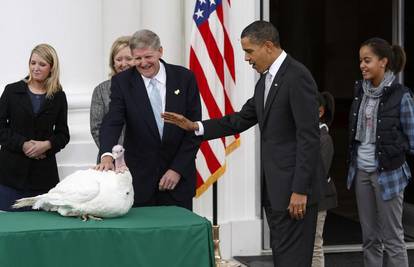 SAD: Obama je pomilovao svoje prve dvije purice