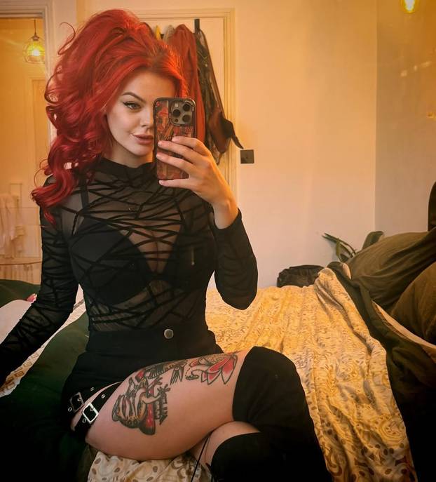 FOTO Vatrena Rebecca otkriva kako je kupila kuću bez kredita: Mjesečno zaradim 86.000 eura