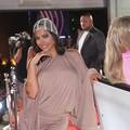 Sva&dstrok;a nakon poljubaca! Laura Prgomet je ve&cacute; uspjela napraviti skandal u realityju 'Elita 10'...