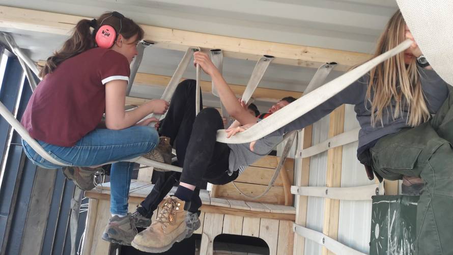 Igralište gradili i mali volonteri: Dječji smijeh se vraća u Petrinju