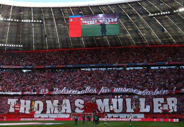 Bundesliga - Bayern Munich v Borussia Moenchengladbach