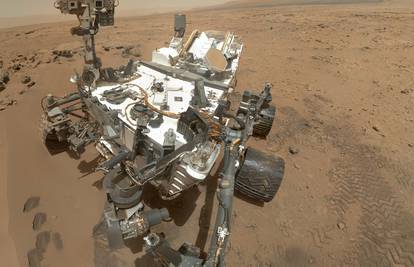 Veliko otkriće: Rover Curiosity otkrio vodu u zemlji na Marsu