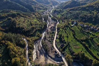 FOTO Potresni prizori iz Donje Jablanice: I mjesec dana nakon vide se posljedice poplave