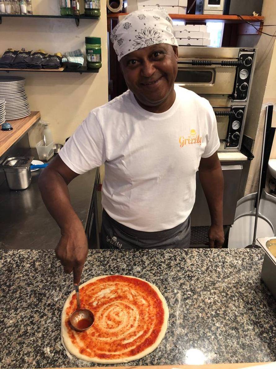 Čime se danas bave učenici iz 'Večernje škole'?: Antimon radi na Lošinju, Blaž napisao vodič