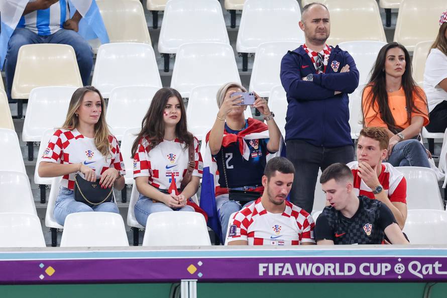 KATAR 2022 - Helena Livaković na susretu Hrvatske i Argentine u polufinalu Svjetskog prvenstva 