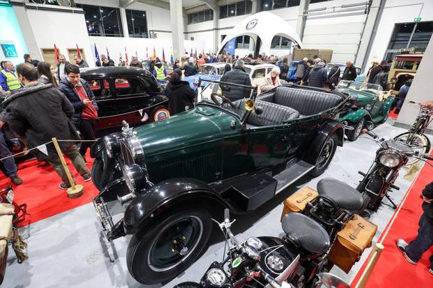 Zagreb: Izložba preuređenih oldtimera povodom Noći muzeja