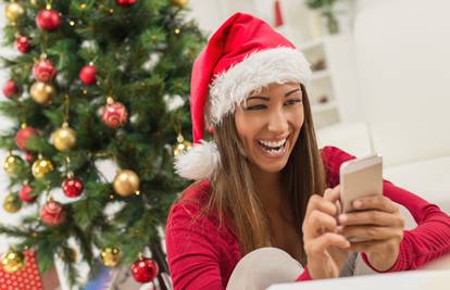 Ne objavljujte ovih 10 stvari na društvenim mrežama za Božić