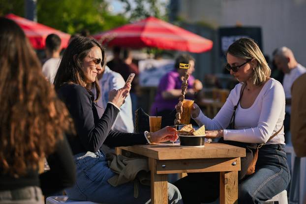 Zagreb: Špica plac na Trešnjevačkoj tržnici