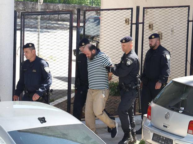 Šibenik: Privođenje Kristijana Aleksića, osumnjičenog za ubojstvo 19-godišnjaka