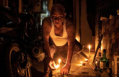 Indija se svjetlom suprotstavlja mraku pandemije korona virusa