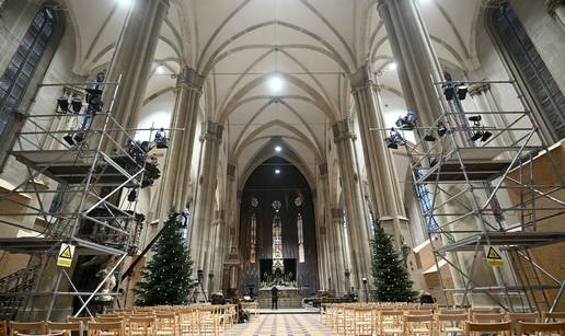 FOTO Zagreba&ccaron;ka katedrala nakon vi&scaron;e od pet godina opet otvara vrata: Zavirite unutra...