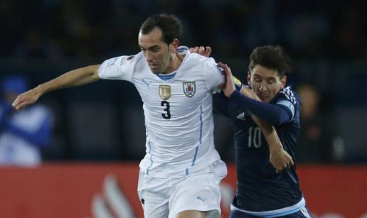 Leo Messi i Diego Godin stigli su i zaplesati na Copa Americi