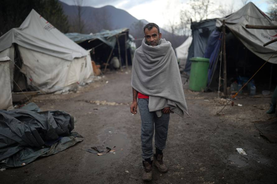 Noć u paklu Vučjaka: Mlate nas i pucaju, bojimo se crne policije