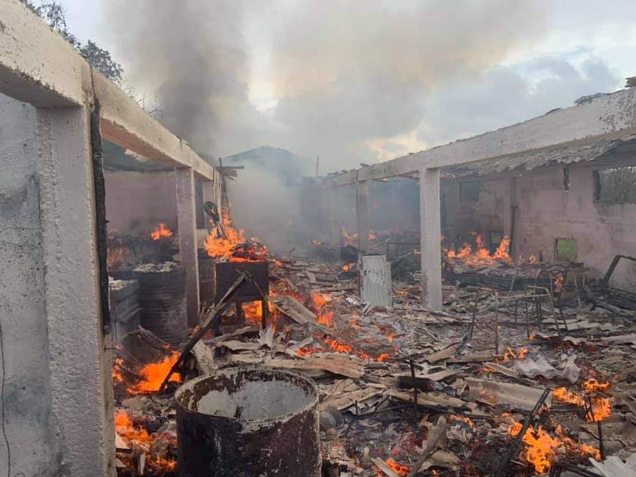 Kod Rovinja netko je namjerno zapalio staru farmu pilića koja je u potpunosti izgorjela