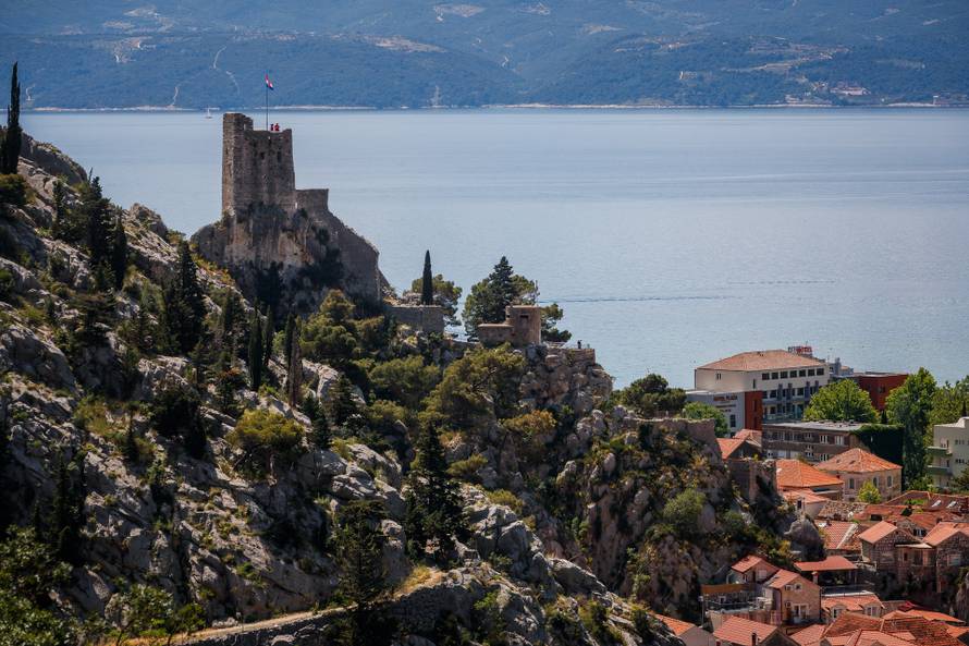 Omiš: Otvorenje mosta preko rijeke Cetina i dva tunela