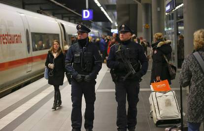 Povezani s napadima u Parizu: U Belgiji su uhitili petero ljudi